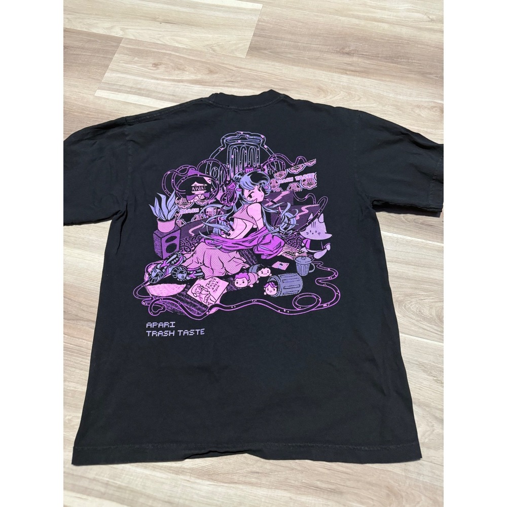 Apari‎ Trash Taste 2022 Anime Shirt Medium Size Very Rare Limited Release